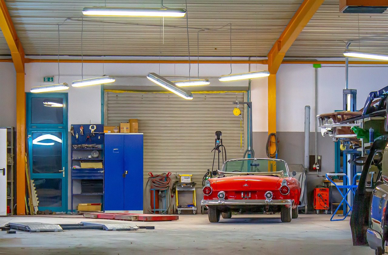 antique car 4804725 1280