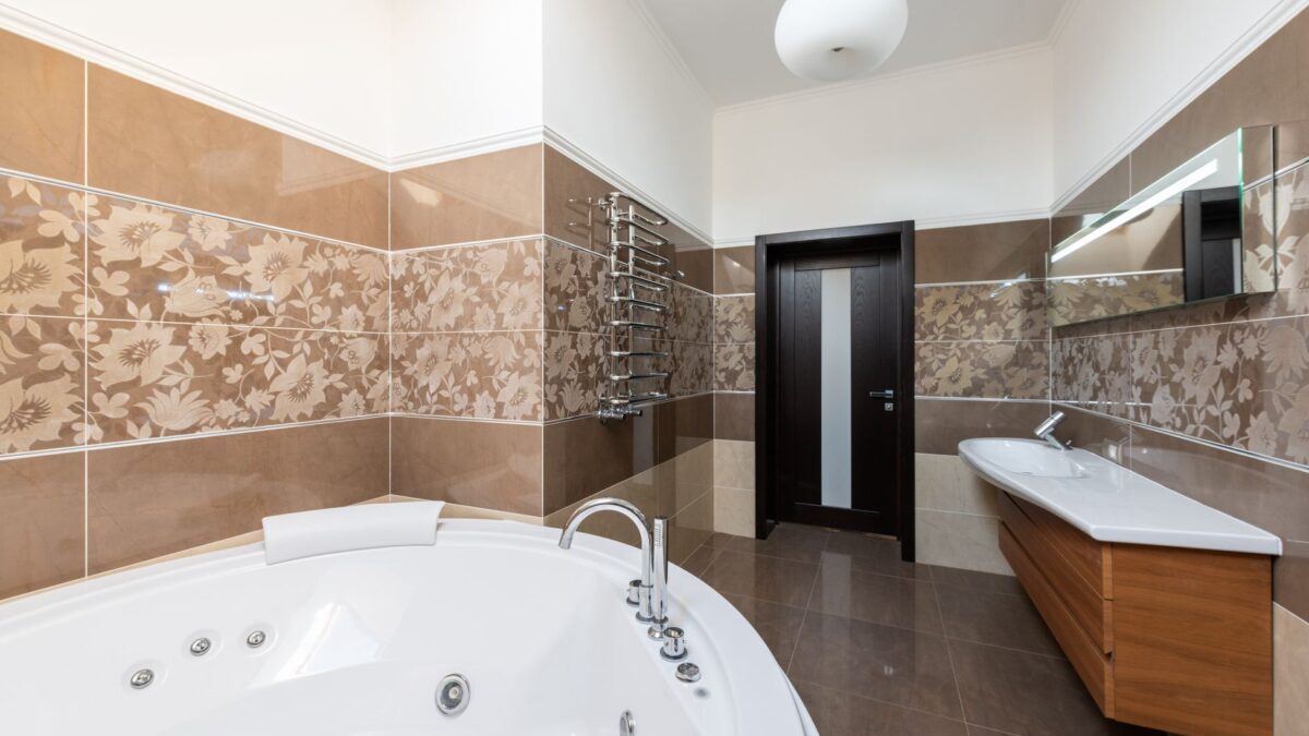 badezimmer fliesen auswahl verlegen hero