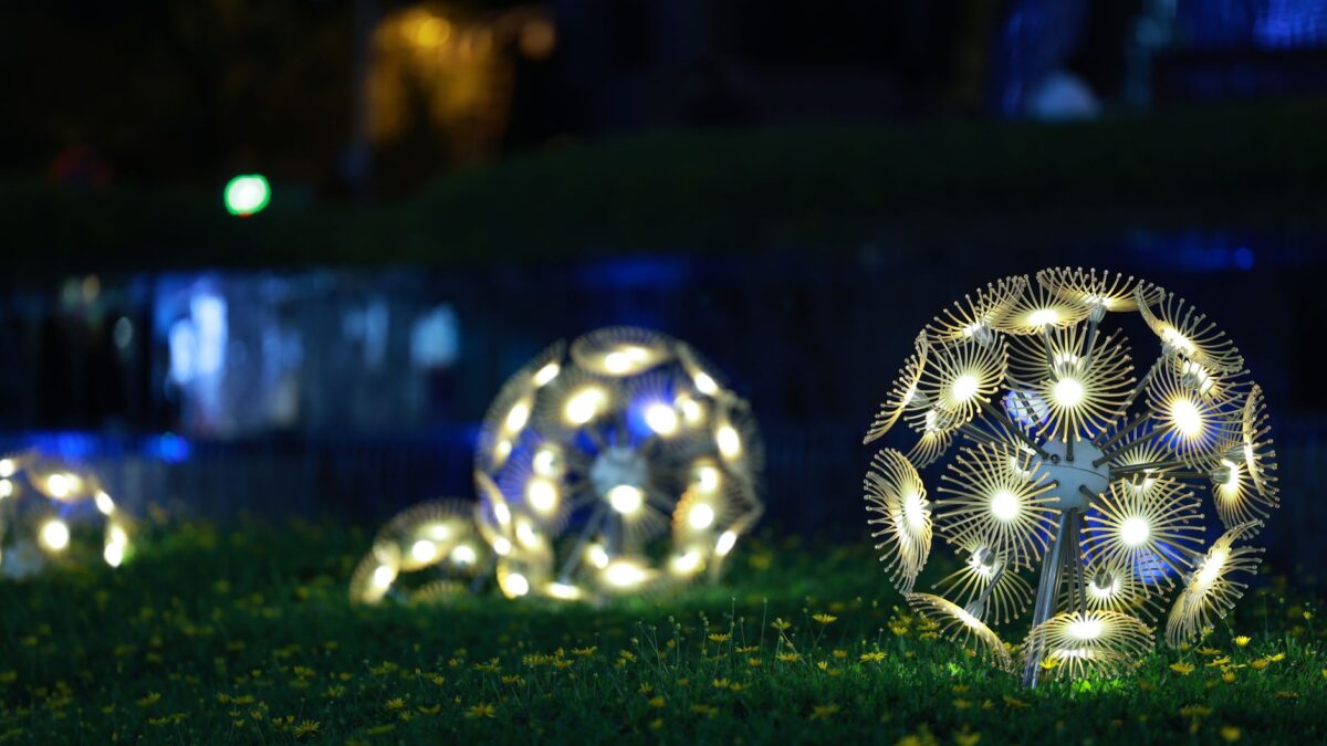 Gartenbeleuchtung: stimmungsvolles Lichtkonzept für draußen