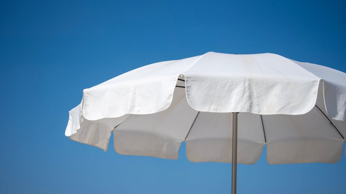 sonnenschirm balkon auswahl ratgeber hero